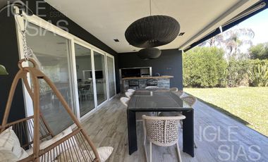 Casa en venta y alquiler en Los Castores, Nordelta