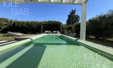 Casa en venta y alquiler en Los Castores, Nordelta