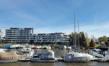 Excepcional PB al rio en Edificio Costero II, Miradores de la Bahia