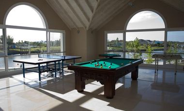 Excepcional PB al rio en Edificio Costero II, Miradores de la Bahia