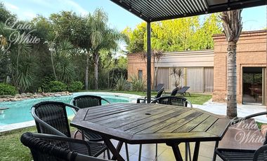 Casa en venta con quincho y pileta en El Lauquén, Canning, San Vicente