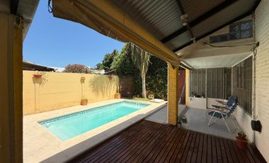 Casa 4 dormitorios piscina en Barrio San Martin San Lorenzo
