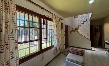 Casa 4 dormitorios piscina en Barrio San Martin San Lorenzo