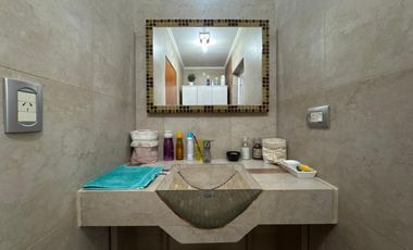 Casa 4 dormitorios piscina en Barrio San Martin San Lorenzo