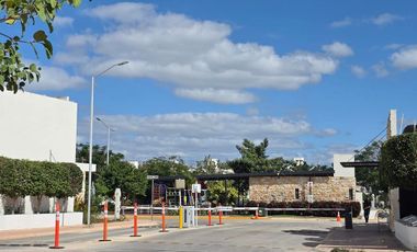 CASA EN TIXCACAL AL PONIENTE DE MÉRIDA, YUCATÁN