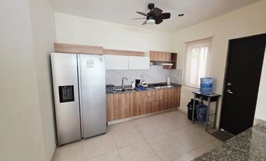 CASA EN TIXCACAL AL PONIENTE DE MÉRIDA, YUCATÁN