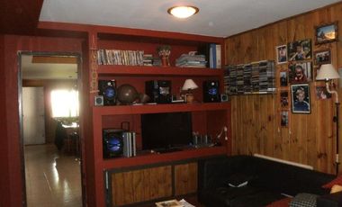 CASA AMERICANA CON GIMNASIO