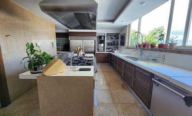 Casa  en venta en Lomas Altas