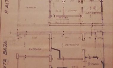 VENTA–Av.Ader 1100-Edif.comercial-2ptas-apto uso Com./Prof/Vvda.-Sup.375m2-Terr. 303m2