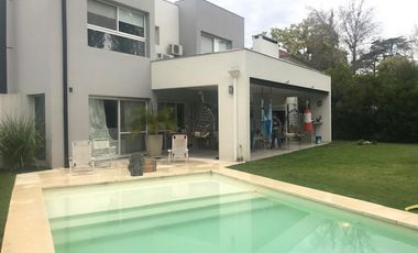 Oportunidad Casa - Fincas de Iraola I