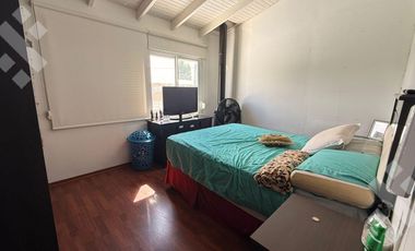 VENTA DE DUPLEX EN BARRIO L DOLFINA PLOTTIER