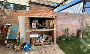 VENTA DE DUPLEX EN BARRIO L DOLFINA PLOTTIER