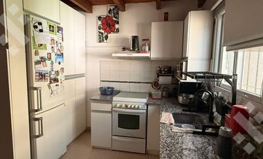 VENTA DE DUPLEX EN BARRIO L DOLFINA PLOTTIER