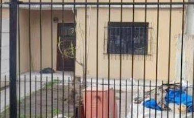 La Oportunidad que Esperabas! Casa Tipo PH Patio/garaje. VentaLa Rioja N° 3220, Florencio Varela