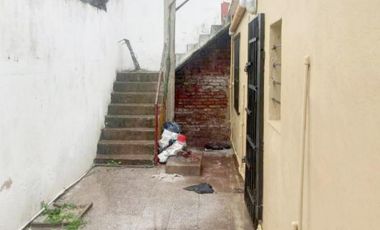 La Oportunidad que Esperabas! Casa Tipo PH Patio/garaje. VentaLa Rioja N° 3220, Florencio Varela