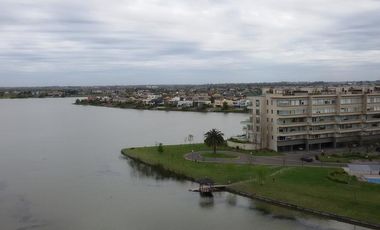 EXCELENTE DEPARTAMENTO DE 4 AMBIENTES EN VENTA