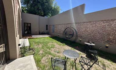 VENTA Casa en barrio Lourdes