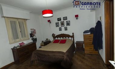 CHALET CÉNTRICO EXCELENTE BARRIO.