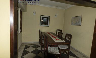 CHALET CÉNTRICO EXCELENTE BARRIO.