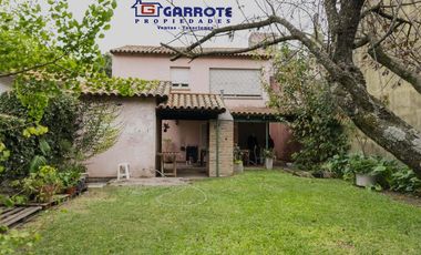 CHALET CÉNTRICO EXCELENTE BARRIO.