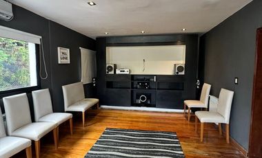 Casa 8 ambientes estilo moderno con pileta en venta - Altos de Hudson II