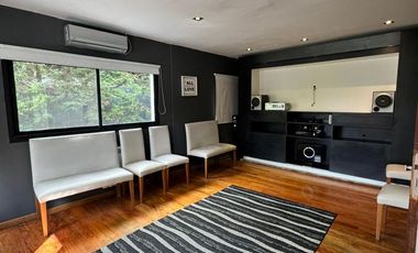 Casa 8 ambientes estilo moderno con pileta en venta - Altos de Hudson II