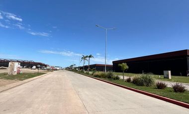 NAVE INDUSTRIAL EN POLO 52 - PARQUE INDUSTRIAL - ALQUILER