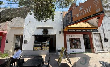 Oportunidad Venta 2 locales comerciales y mas!!