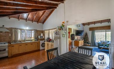 Venta Casa 3 ambientes, 2 dormitorios, luminosa, lote 630m2 a 300 mts Panamericana.