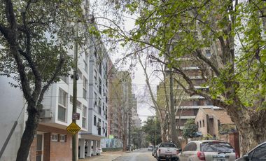 Venta departamento luminoso 2 Ambientes y habitación escritorio Olivos