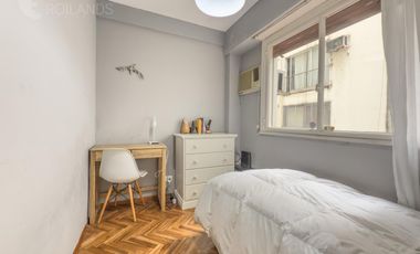 Venta departamento luminoso 2 Ambientes y habitación escritorio Olivos