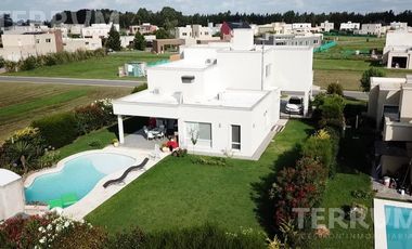 CASA VENTA CANNING BARRIO DON JOAQUIN