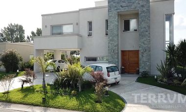 CASA VENTA CANNING BARRIO DON JOAQUIN