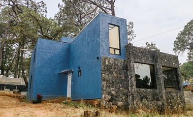 VENTA CASA EN VALLE DE BRAVO-CASA AZUL