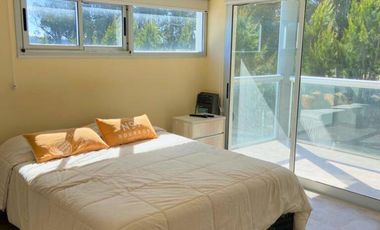 Casa 4 ambientes con terraza y doble cochera - Barrio Privado Haras del Mar Club de Campo