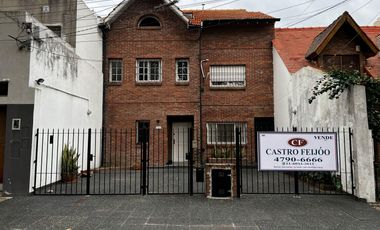 Casa 6 Ambientes en Venta  con Jardín y Pileta. Olivos – Zona Residencial