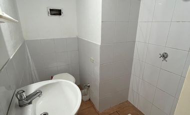 Casa 6 Ambientes en Venta  con Jardín y Pileta. Olivos – Zona Residencial