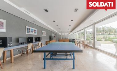 Venta Bouquet 4 ambientes PB. Doble jardín Parrilla. Dos cocheras. Baulera.  Ameneties