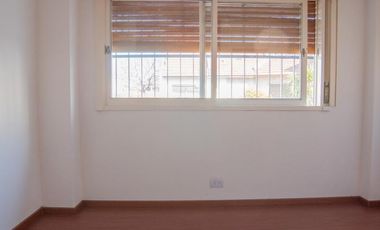 PH 4 amb con jardin con ingreso independiente con garage - cercano a Colegio Agustiniano