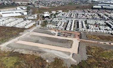 Terrenos en Venta  dentro Parque Industrial en el salto desde 367.5 m2
