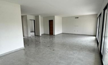 Casa en Venta, 7 Ambientes, en Haras Santa Maria, Escobar, GBA Norte