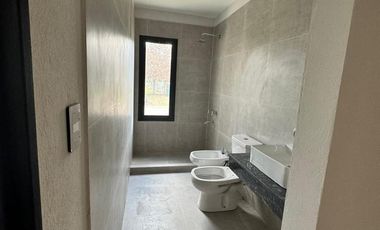 Casa en Venta, 7 Ambientes, en Haras Santa Maria, Escobar, GBA Norte