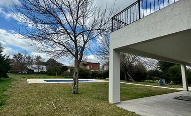 Casa en Venta, 7 Ambientes, en Haras Santa Maria, Escobar, GBA Norte