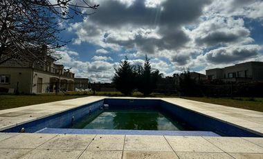 Casa en Venta, 7 Ambientes, en Haras Santa Maria, Escobar, GBA Norte