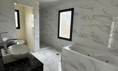 Casa en Venta, 7 Ambientes, en Haras Santa Maria, Escobar, GBA Norte