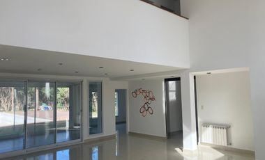Venta Casa en Barrio Privado Sausalito - Pilar - Acepta Permuta como Parte de Pago