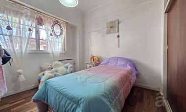 Departamento en Venta en Villa Ballester - Tres Ambientes con Cochera y Baulera