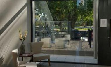 DEPTO DOS AMBIENTES CON COCHERA - FRENTE A LA ESTACION DE BANFIELD