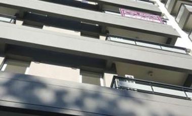 DEPTO DOS AMBIENTES CON COCHERA - FRENTE A LA ESTACION DE BANFIELD