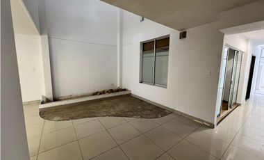 CASA EN TEQUENDAMA PARA USO COMERCIAL